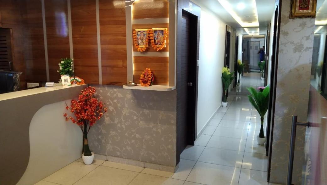 hotel atlanta Ahmedabad Eksteriør billede