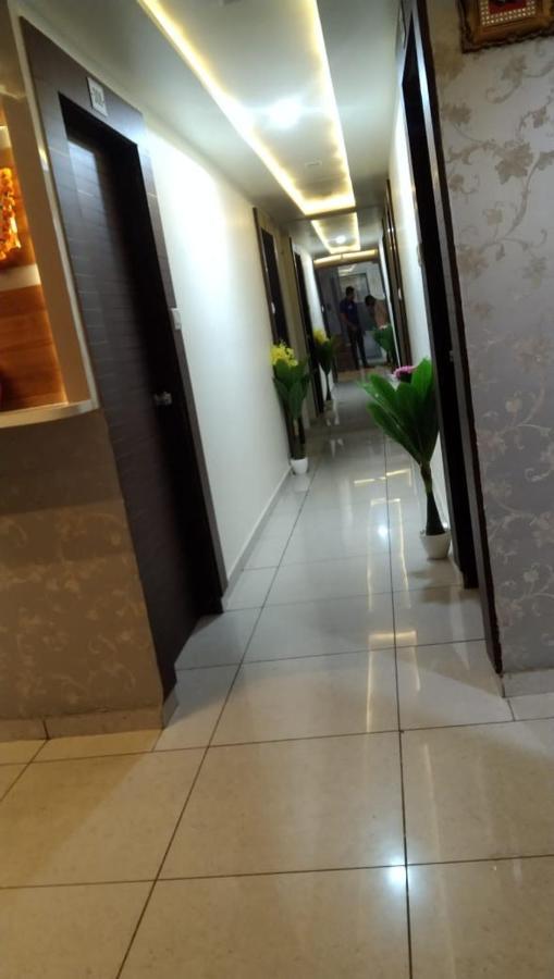 hotel atlanta Ahmedabad Eksteriør billede